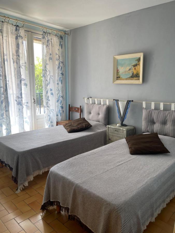 Montagne D'Alaric Apartment Moux Екстериор снимка