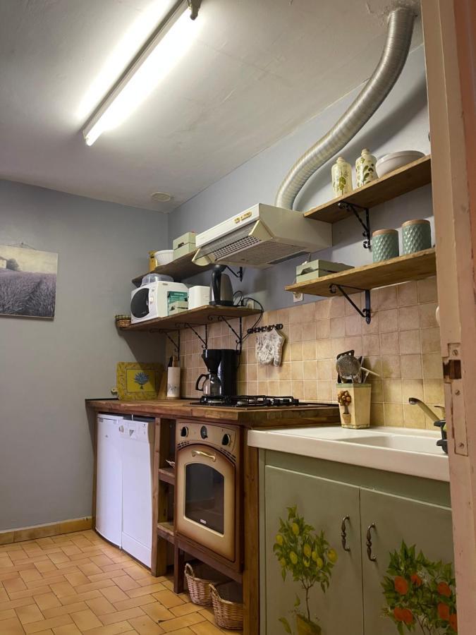 Montagne D'Alaric Apartment Moux Екстериор снимка