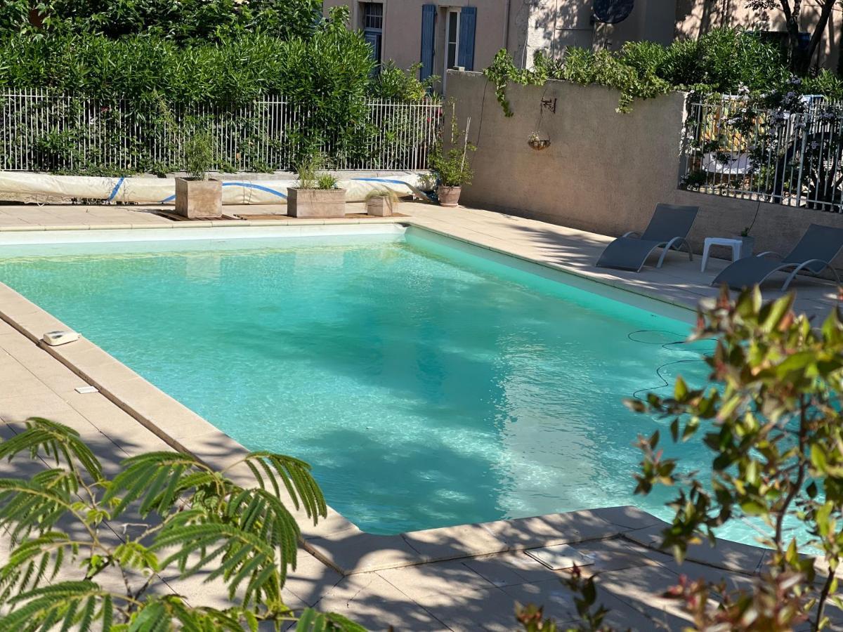 Montagne D'Alaric Apartment Moux Екстериор снимка
