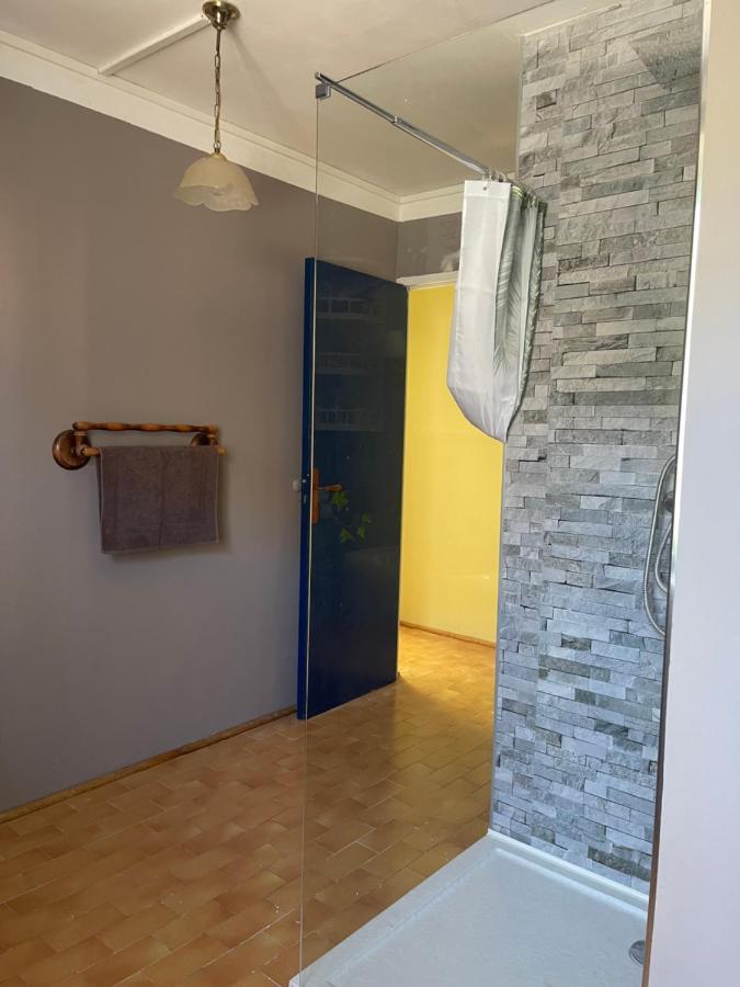 Montagne D'Alaric Apartment Moux Екстериор снимка