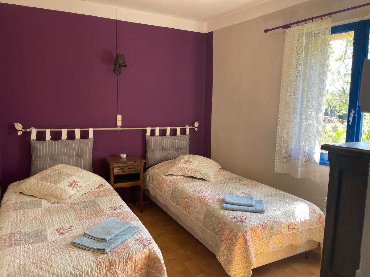 Montagne D'Alaric Apartment Moux Екстериор снимка