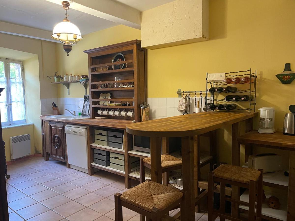 Montagne D'Alaric Apartment Moux Екстериор снимка